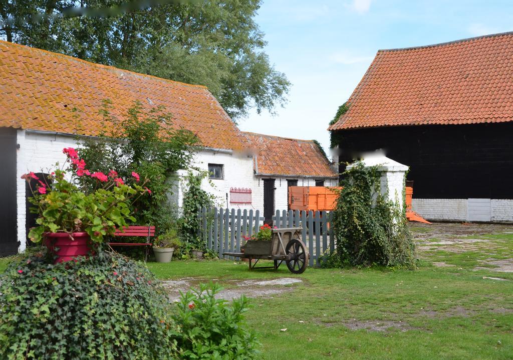 Gasthaus La Ferme Wessiere Oye-Plage Exterior foto